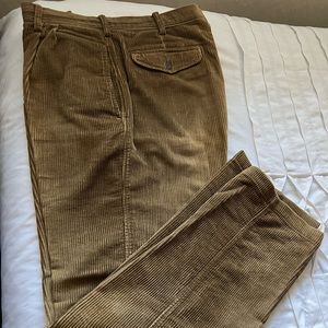 Woolrich Pants Men's 32x30 Dark Curry Pleated Front Corduroy Chinos